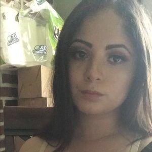 Meet your Posher, Brenda